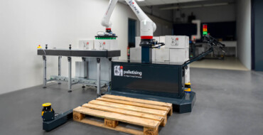 New c-Pal Collaborative palletising robot